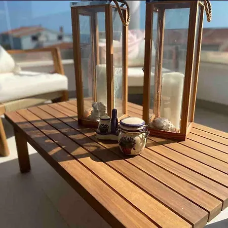 Clear Water - Seaside *